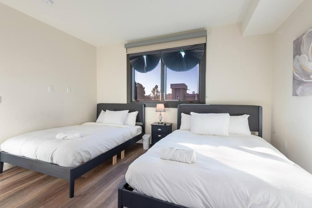 Luxurious Penthouse In Beverly Hills - Sleeps 10 ロサンゼルス エクステリア 写真