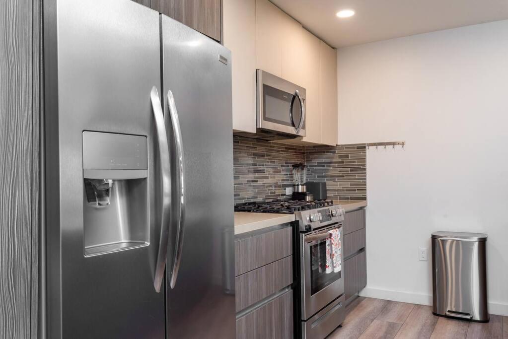 Luxurious Penthouse In Beverly Hills - Sleeps 10 ロサンゼルス エクステリア 写真